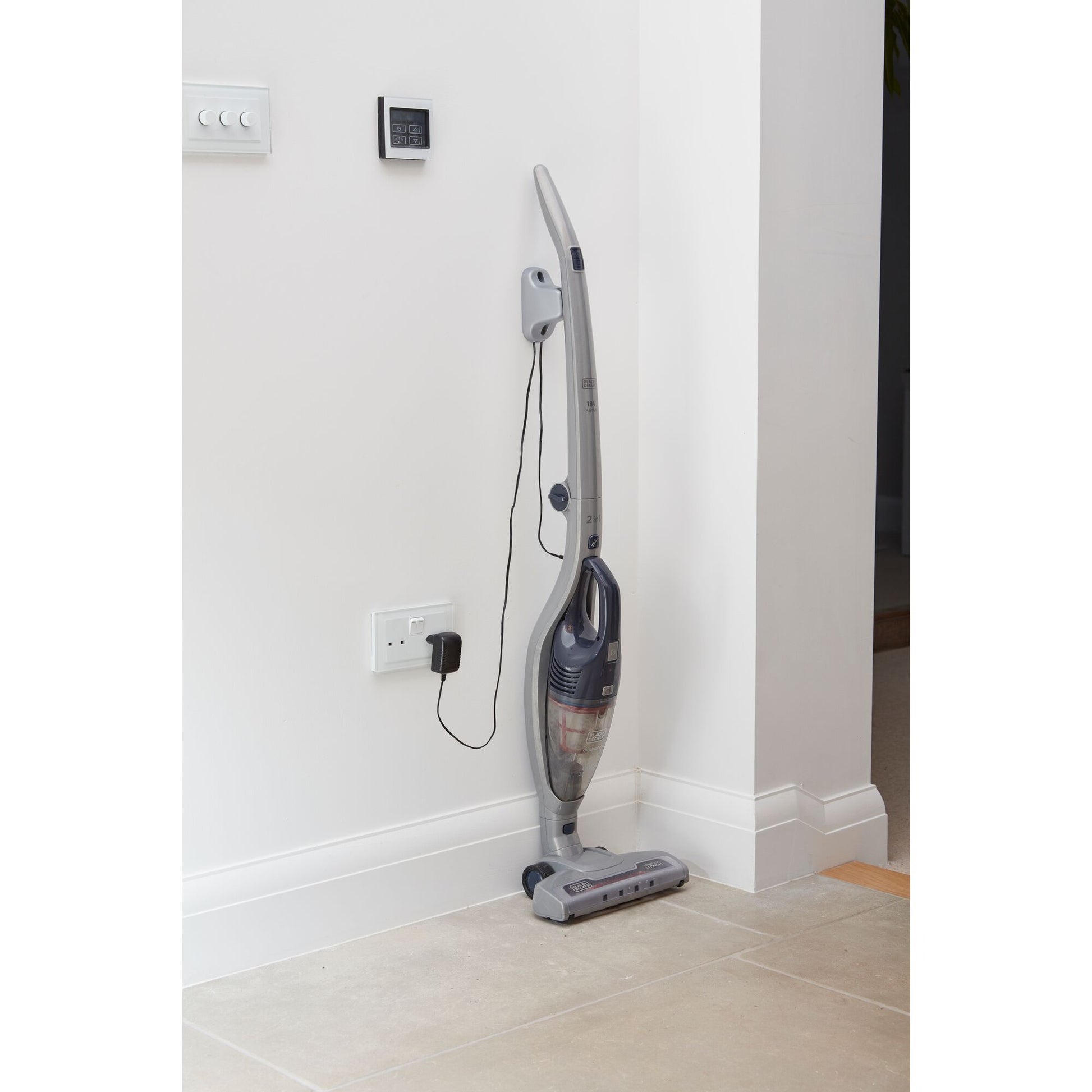Black+Decker Cordless Vacuum Cleaner, Remade - SVB520JW-B5